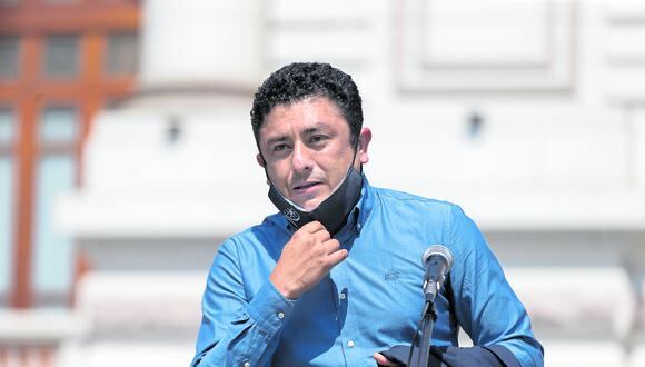 Guillermo Bermejo participó en la clausura del VI Congreso Nacional de Rondas Campesinas, realizado en Ate | Foto: Archivo El Comercio