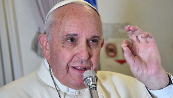 Papa: ser buen católico no significa reproducirse como conejos