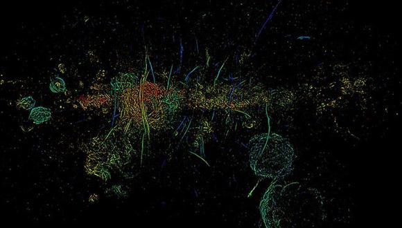Imagen panorámica de los filamentos revelados en el centro de la Vía Láctea.
(NORTHWESTERN UNIVERSITY)