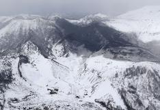 Japón: Erupción volcánica provoca avalancha en centro de esquí