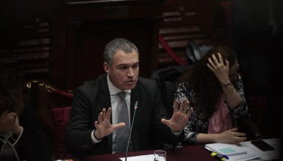 Salvador del Solar insistió en que la inmunidad parlamentaria debe ser revisada por la Corte Suprema. (Foto: Hugo Pérez / GEC)