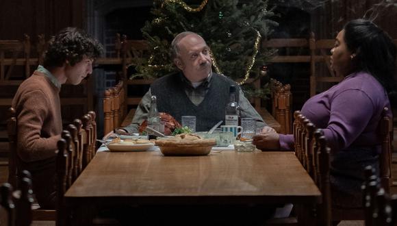 Dominc Sessa, Paul Giamatti y Da'Vine Joy Randolph son los tres protagonistas centrales de "Los que se quedan" ("The Holdovers"), cinta dirigida por Alexander Payne. (Focus Features)