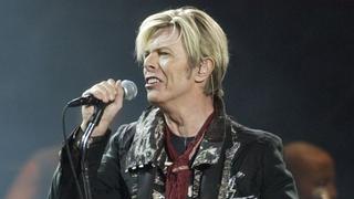 David Bowie: subastan mechón de cabello del fallecido cantante