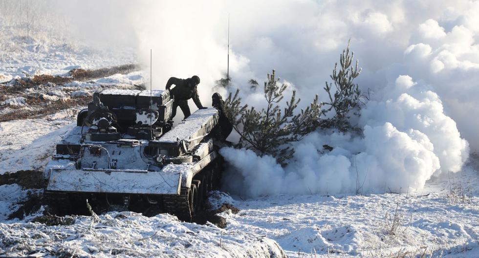 Militares participan en ejercicios conjuntos de las fuerzas armadas de Rusia y Bielorrusia cerca de Ucrania. (LEONID SHCHEGLOV / BELTA / AFP).