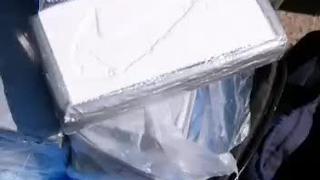 Arequipa: intervienen a dos personas con ocho kilos de droga en una mochila | VIDEO