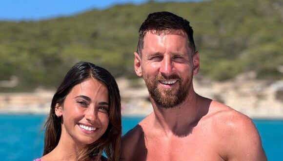 Lionel Messi y su esposa Antonella Roccuzzo en unas vacaciones a finales de junio de 2022 (Foto: Antonella Roccuzzo / Instagram)