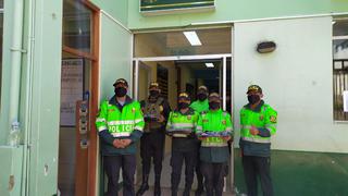 Coronavirus en Perú: policías de Cusco confeccionan 500 mascarillas para personas de bajos recursos | FOTOS