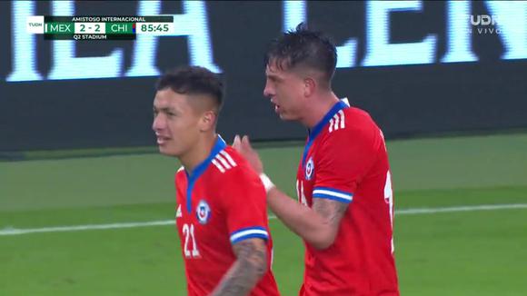 Gol de Pablo Parra para el 2-2 de Chile vs. México. (Video: TUDN)