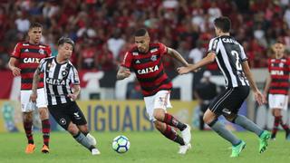 Paolo Guerrero y el gesto técnico al que recurrió para superar a dos rivales [VIDEO]