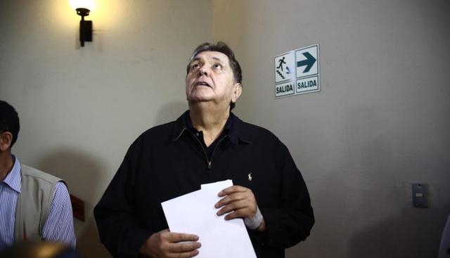 1. Alan García (60%). El ex presidente mantiene una orden judicial de impedimento de salida del país por 18 meses. (Foto: Mario Zapata / GEC)