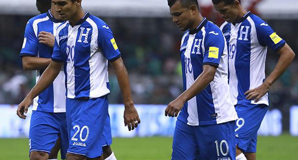 Jorge Luis Pinto, técnico de Honduras, sabe que se juega mucho en el partido de ida del repechaje ante Australia. Por ello, el exentrenador de Alianza Lima tomó esta decisión. (Foto: Getty Images)