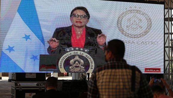 Xiomara Castro, presidenta de Honduras, respaldó a Pedro Castillo. (Foto: EFE)