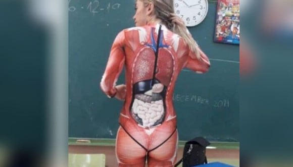 Facebook Viral Maestra Enseña Anatomía Con Traje De Cuerpo Humano Y Causa Furor En Las Redes 