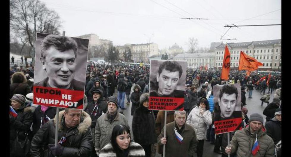 Manifestantes piden aclaración de la muerte de Boris Nemtsov en marzo pasado. (Foto: EFE)