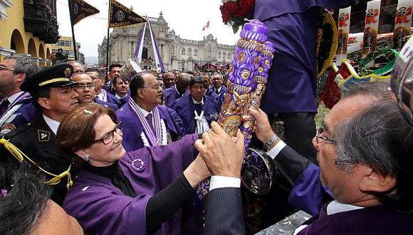 Señor de los Milagros fue homenajeado por Municipalidad de Lima