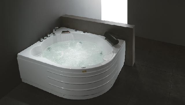 Convierte tu baño en un spa con estas tinas de hidromasaje - 2
