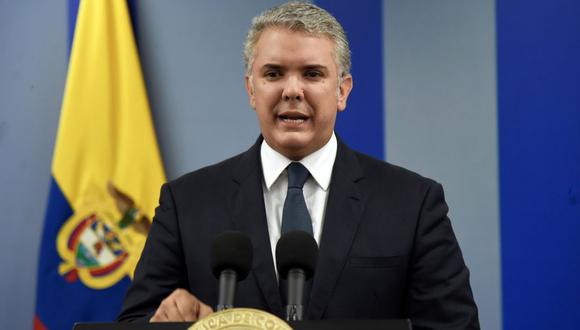 El presidente colombiano, Iván Duque, lleva 16 meses en el poder y ya la gente pide su renuncia. (Foto: EFE)