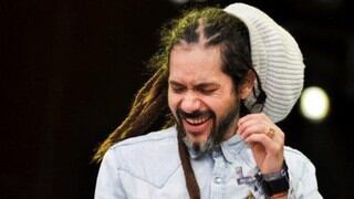 Quique Neira: así suena el cover de “Como la flor” de Selena Quintanilla en reggae