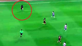 Neymar y un espectacular control con el taco tras pase largo