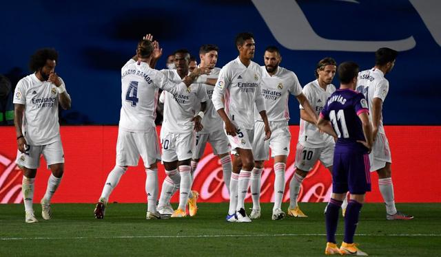 Real Madrid venció 1-0 al Valladolid por LaLiga Santander. Vinícius Junior marcó el gol de la victoria. (Foto: AFP)