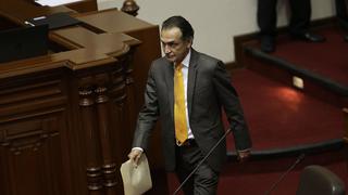 Héctor Becerril: “Que el gobierno se vaya al carajo con su referéndum”