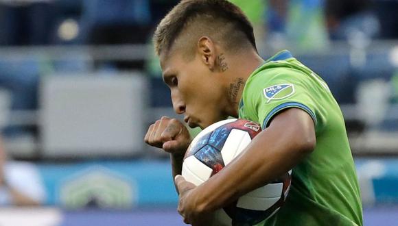 Raúl Ruidíaz anotó gol en la MLS en duelo entre Seattle Sounders y Los Angeles Galaxy | VIDEO. (Foto: Twitter)