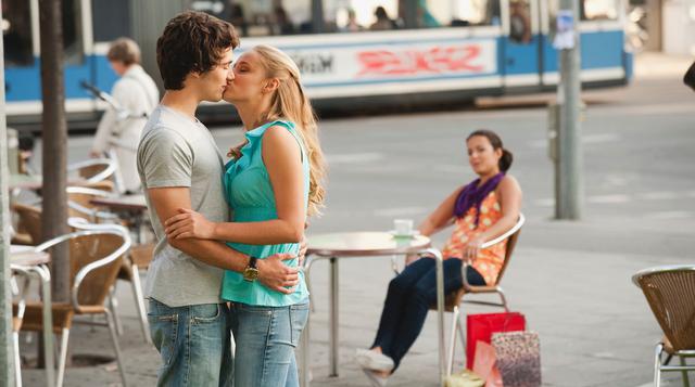 ¿Qué cosas no debes hacer con tu pareja en público? - 1
