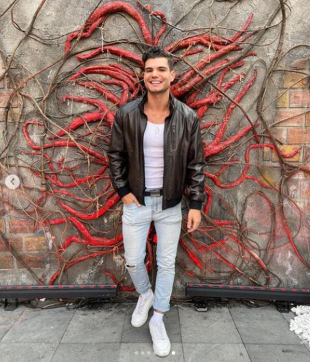 Douglas Castillo en una fotografía para sus redes sociales (Foto: Douglas Castillo / Instagram)
