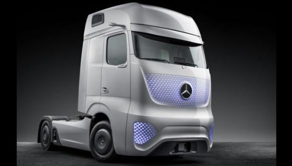 VIDEO: Presentan camión futurista de Mercedes-Benz