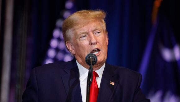 El expresidente de los Estados Unidos, Donald Trump, se dirige a la multitud durante un evento de la campaña electoral de 2024 en Columbia, Carolina del Sur, el 28 de enero de 2023. (Foto: Logan Cyrus / AFP)