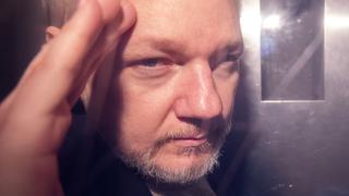 La fiscalía sueca pide la detención de Julian Assange