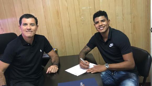 Wilder Cartagena firmó por todo el 2019 con Alianza Lima. | Foto: Alianza Lima
