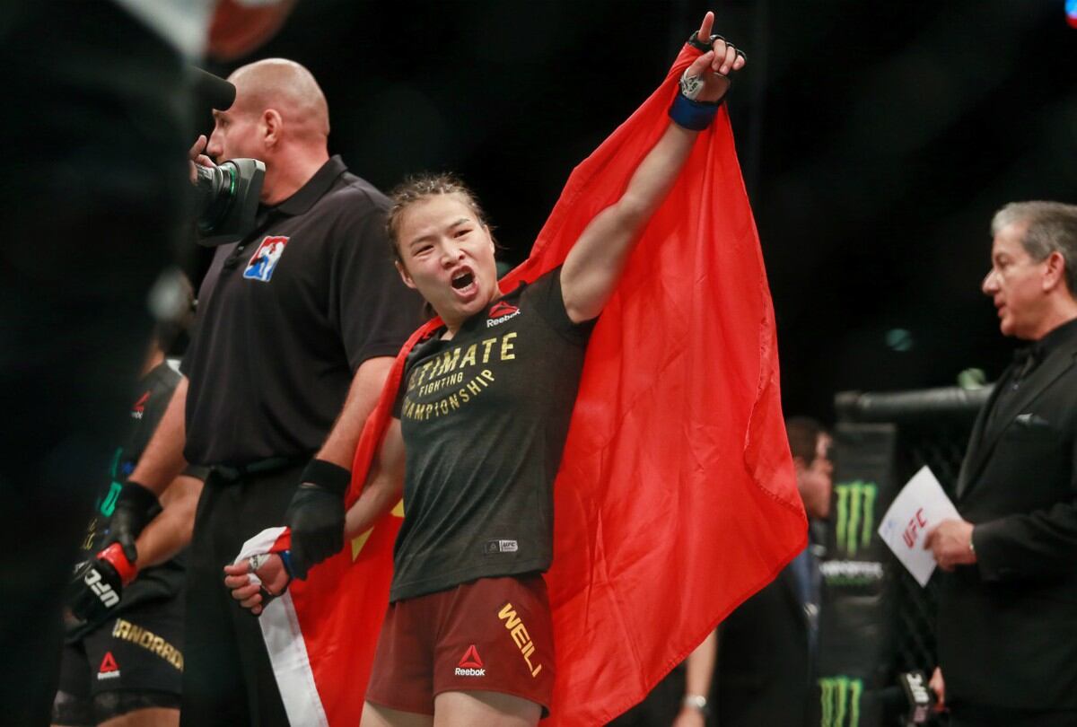 Joanna Jedrzejczyk borró la imagen poco después de publicarla; sin embargo, Zhang Weili optó por responder. (Foto: AFP)