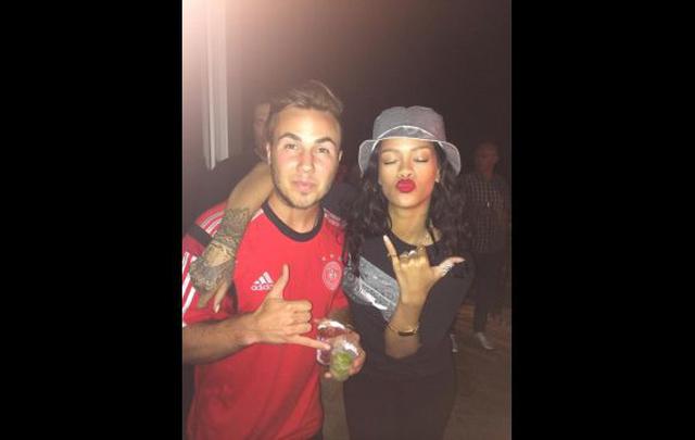 Rihanna celebró con el plantel alemán el tetracampeonato - 2