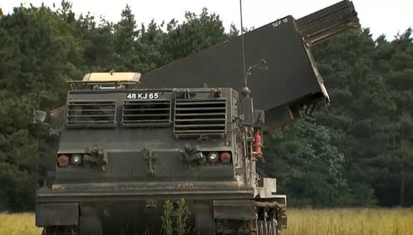 Los lanzacohetes M270 MLRS fueron entregados a Ucrania por el Reino Unido. (@oleksiireznikov / Twitter).