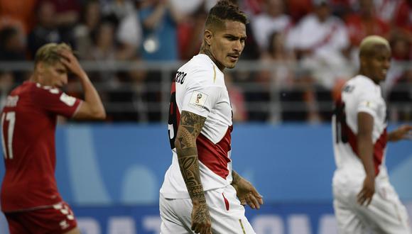 Paolo Guerrero no arrancó como titular en Perú vs. Dinamarca. (Foto: AFP)