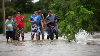 FOTOS: México sufre las graves consecuencias de dos tormentas en sus dos costas