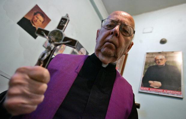 El exorcista del Papa”: la historia real que inspira la nueva película de  Russell Crowe | SALTAR-INTRO | EL COMERCIO PERÚ