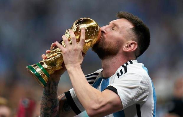 Messi y la copa del mundo, el único título que le faltaba. (Foto: Agencias)
