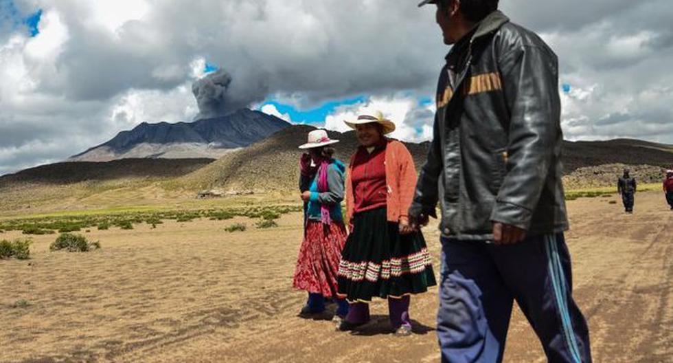 Querapi, el pueblo al pie del volcán que juega con fuego