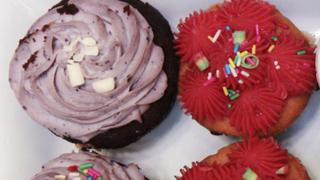 Consumir snacks ricos en azúcar incrementa el riesgo de padecer cáncer de colon