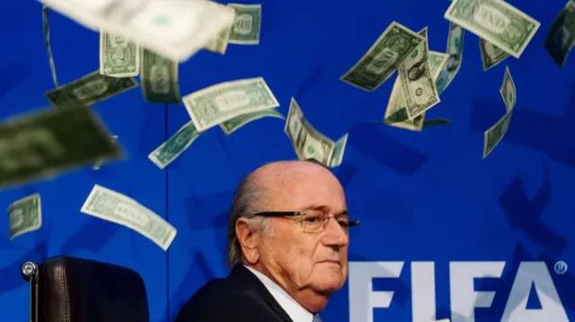 Joseph Blatter seguirá como presidente de la FIFA hasta febrero - 2