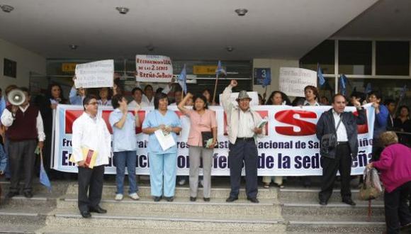 Trabajadores de Hospital del Niño acatarán paro el martes 18