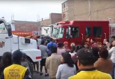Municipalidad de Ate desaloja a bomberos | VIDEO