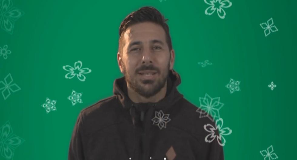 Claudio Pizarro envió un mensaje de feliz Navidad mediante las redes sociales del Werder Bremen. (Foto: Captura)