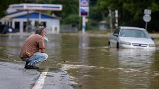 Inundaciones en Kentucky dejan 8 muertos y miles de personas sin electricidad