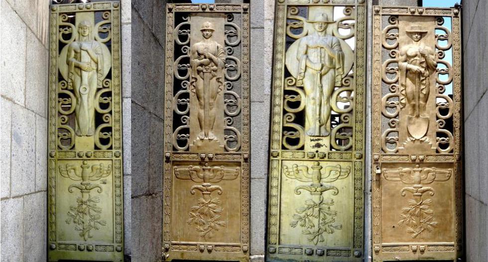 Denuncian la desaparición de cuatro puertas de bronce del  Monumento a los Héroes del 41, ubicado en el Campo de Marte. (Foto: Lima Gris)