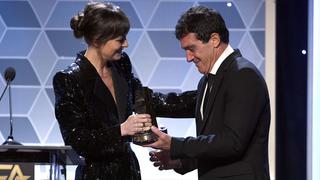 Dakota Johnson dedicó emotivo mensaje a su expadrastro Antonio Banderas 