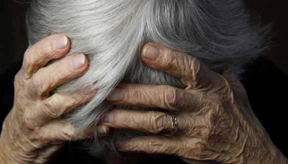 El Alzheimer es una enfermedad neurodegenerativa, que compromete la memoria, orientaci&oacute;n, juicio y razonamiento. (Foto: AP)