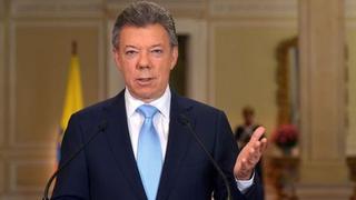 Santos ordena suspender bombardeos contra las FARC por un mes